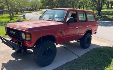 Toyota-land-cruiser-fj60-1987-red-1