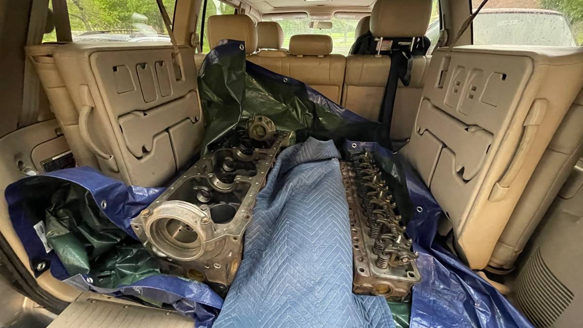 Toyota-land-cruiser-fj60-1987-red-3