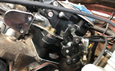 Toyota-land-cruiser-fj60-1987-red