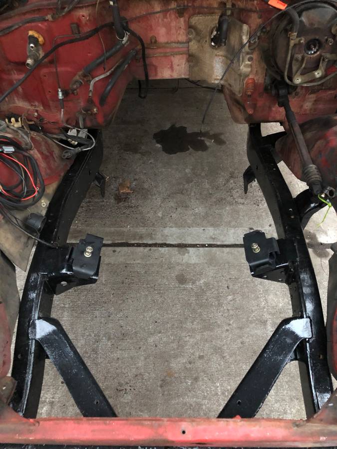 Toyota-land-cruiser-fj60-1987-red-4