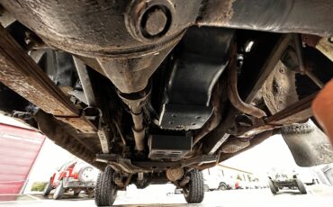 Toyota-land-cruiser-fj62-1989-white-15