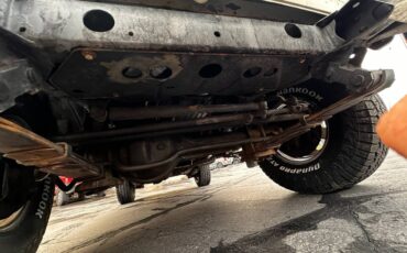 Toyota-land-cruiser-fj62-1989-white-17