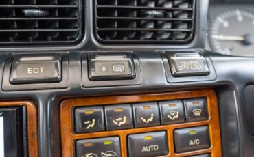 Toyota-land-cruiser-fj80-1993-black-8