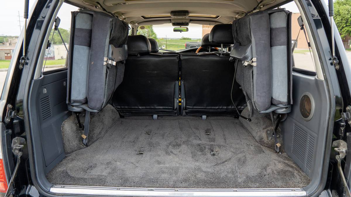 Toyota-land-cruiser-fj80-1993-black