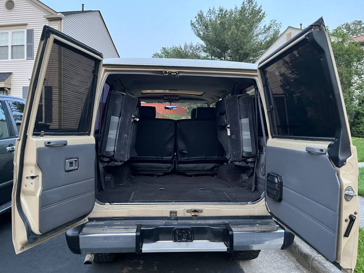 Toyota-land-cruiser-prado-diesel-1992-brown-18