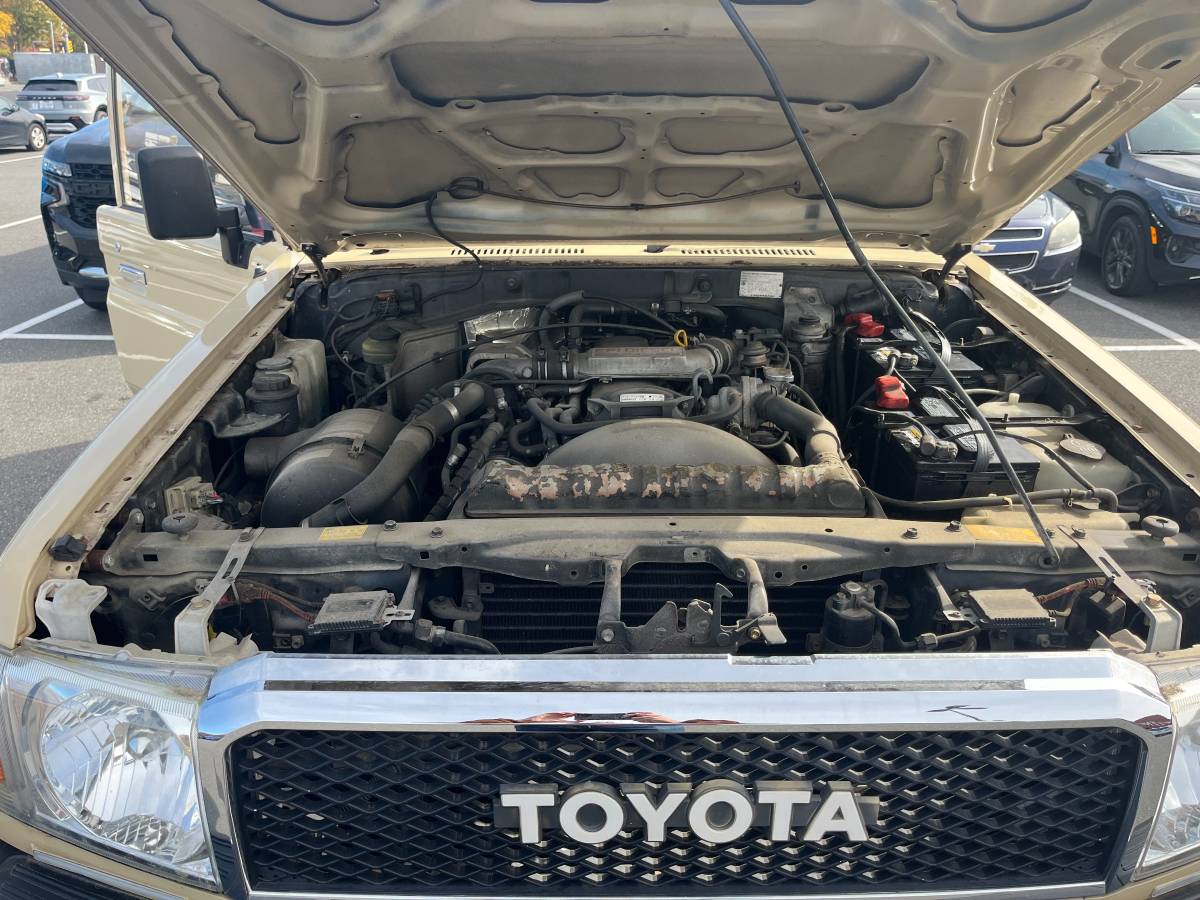 Toyota-land-cruiser-prado-diesel-1992-brown-4