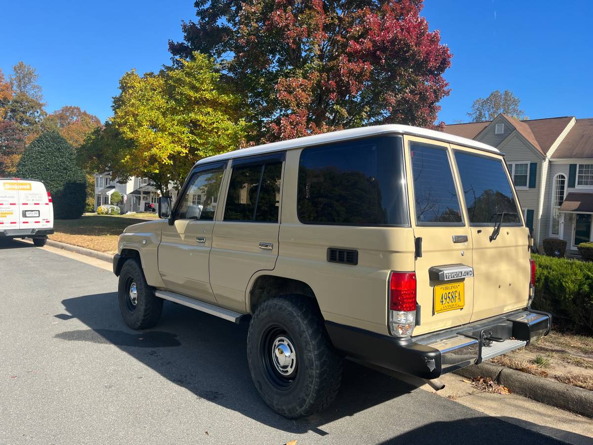 Toyota-land-cruiser-prado-diesel-1992-brown-8