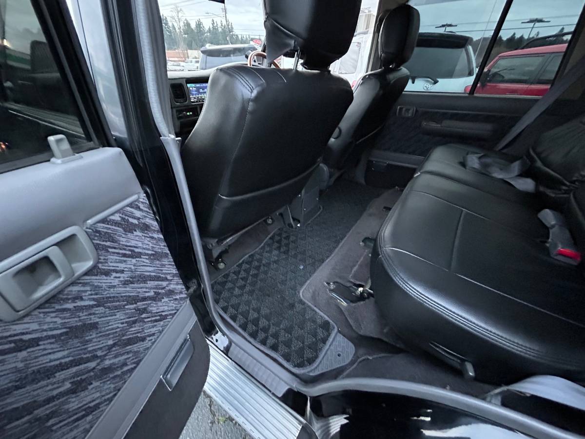 Toyota-land-cruiser-prado-diesel-1994-11