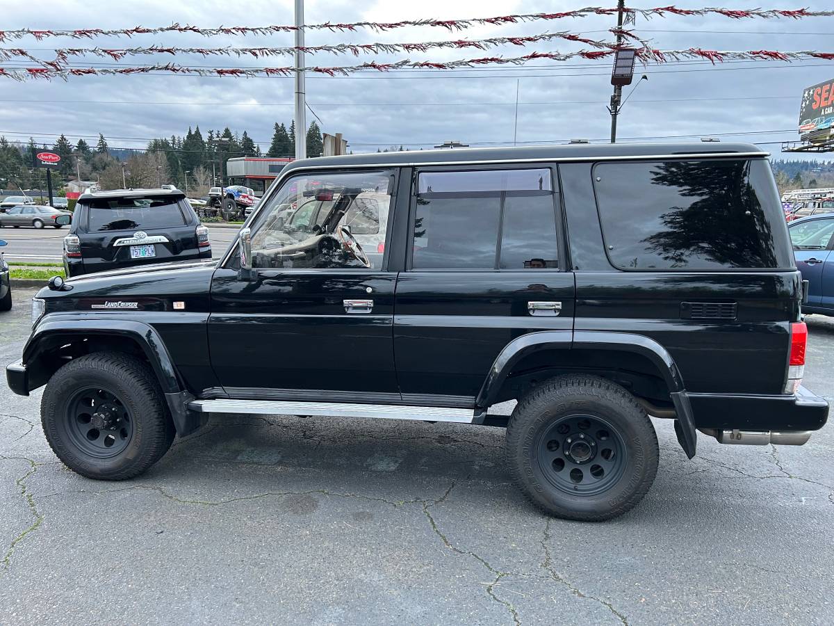 Toyota-land-cruiser-prado-diesel-1994-2