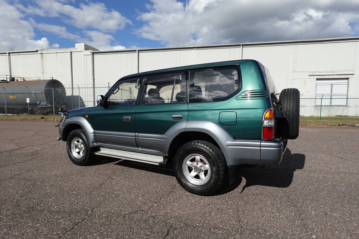 Toyota-land-cruiser-prado-diesel-1996-green-10