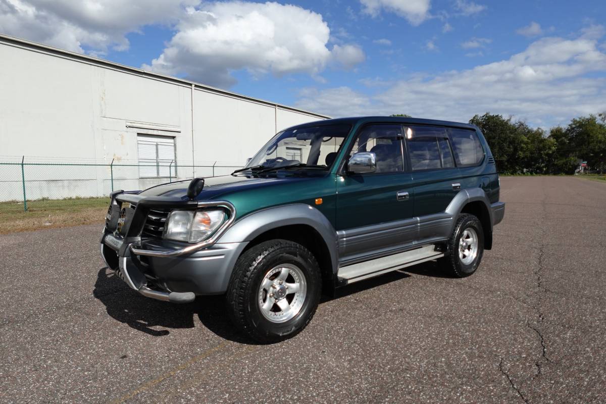 Toyota-land-cruiser-prado-diesel-1996-green-12