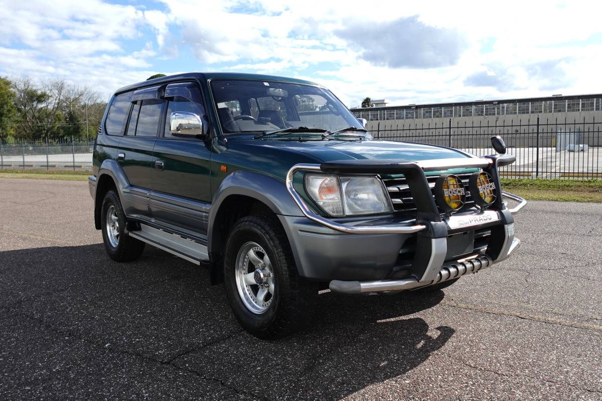 Toyota-land-cruiser-prado-diesel-1996-green-2