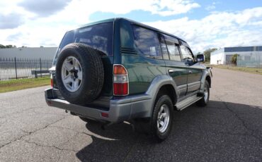 Toyota-land-cruiser-prado-diesel-1996-green-7