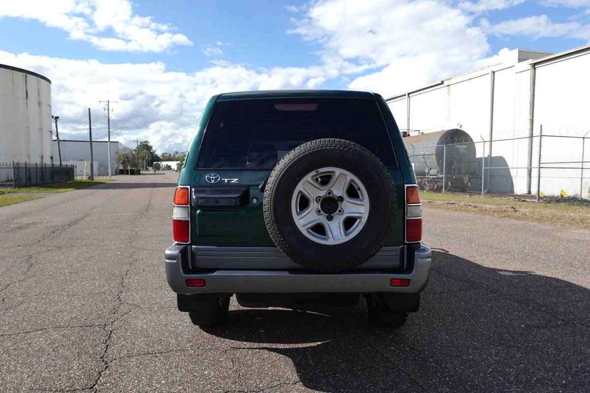 Toyota-land-cruiser-prado-diesel-1996-green-8
