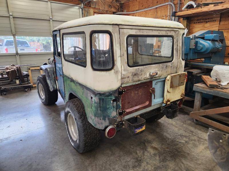 Toyota-landcruiser-1968-4