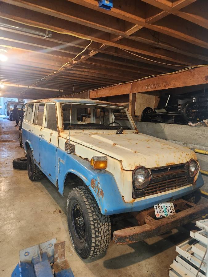 Toyota-landcruiser-1978-blue-1