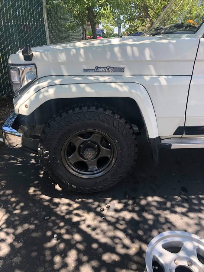 Toyota-landcruiser-diesel-1992-white-5