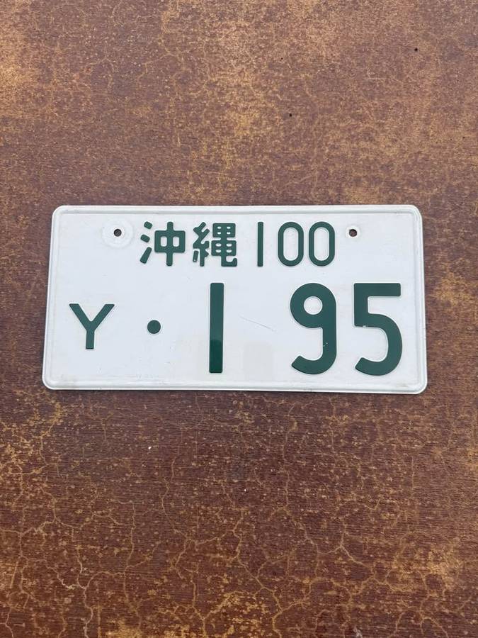 Toyota-landcruiser-diesel-1992-white-7