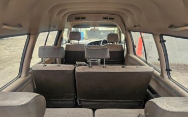 Toyota-masterace-1990-Minivan-10