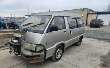 Toyota-masterace-1990-Minivan