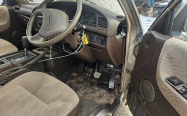 Toyota-masterace-1990-Minivan-19