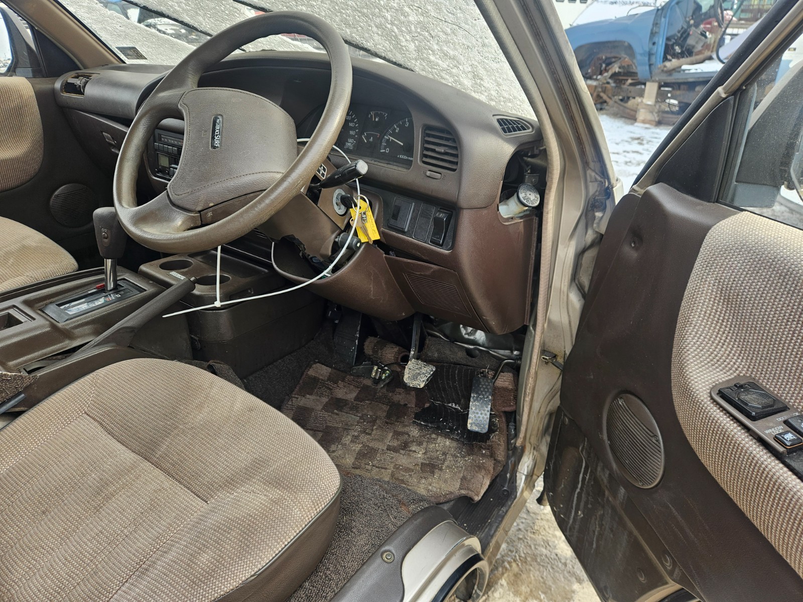 Toyota-masterace-1990-Minivan-19