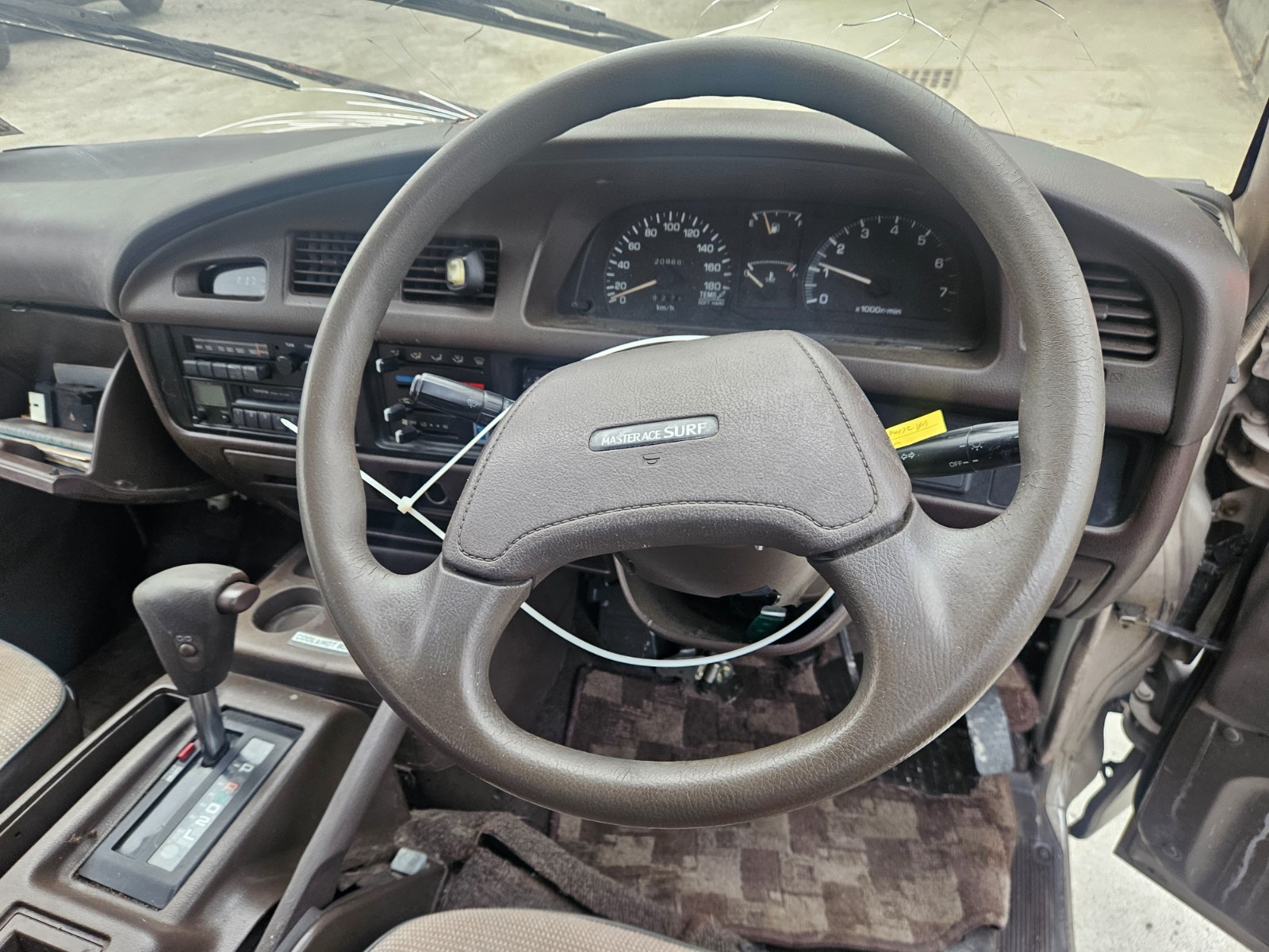 Toyota-masterace-1990-Minivan-7