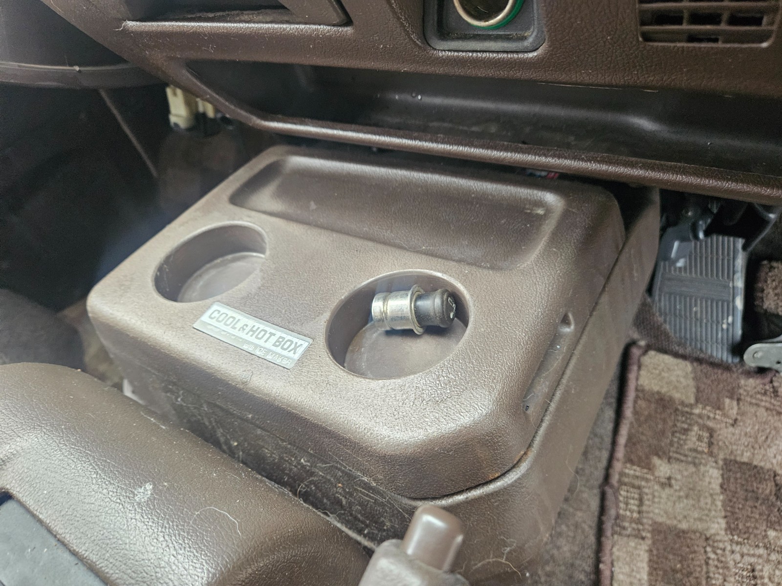 Toyota-masterace-1990-Minivan-8