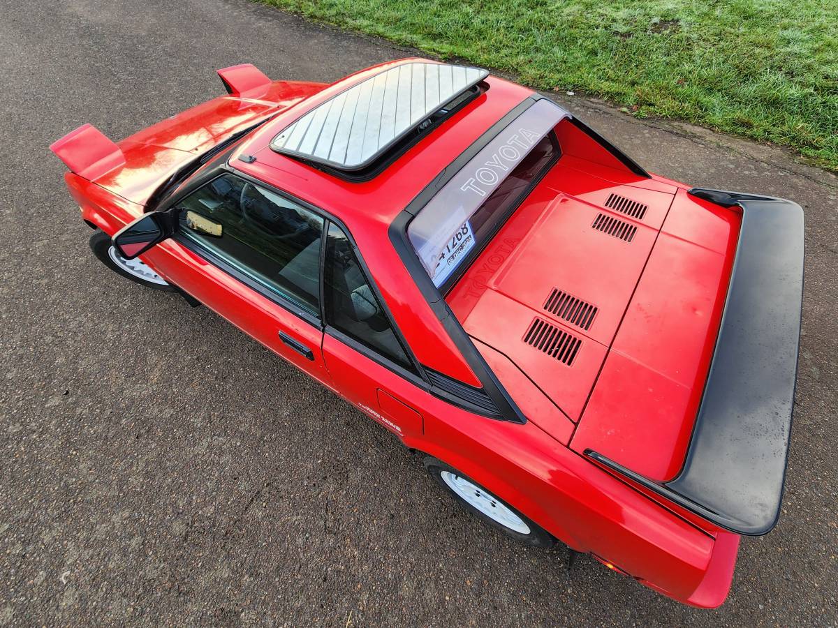 Toyota-mr2-1986-red-1