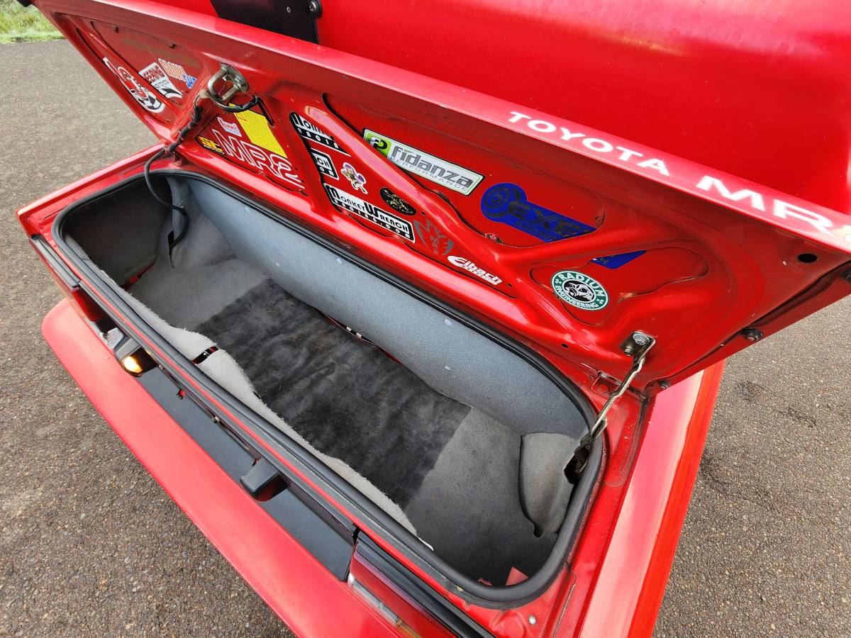 Toyota-mr2-1986-red-3
