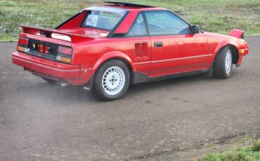 Toyota-mr2-1986-red-9