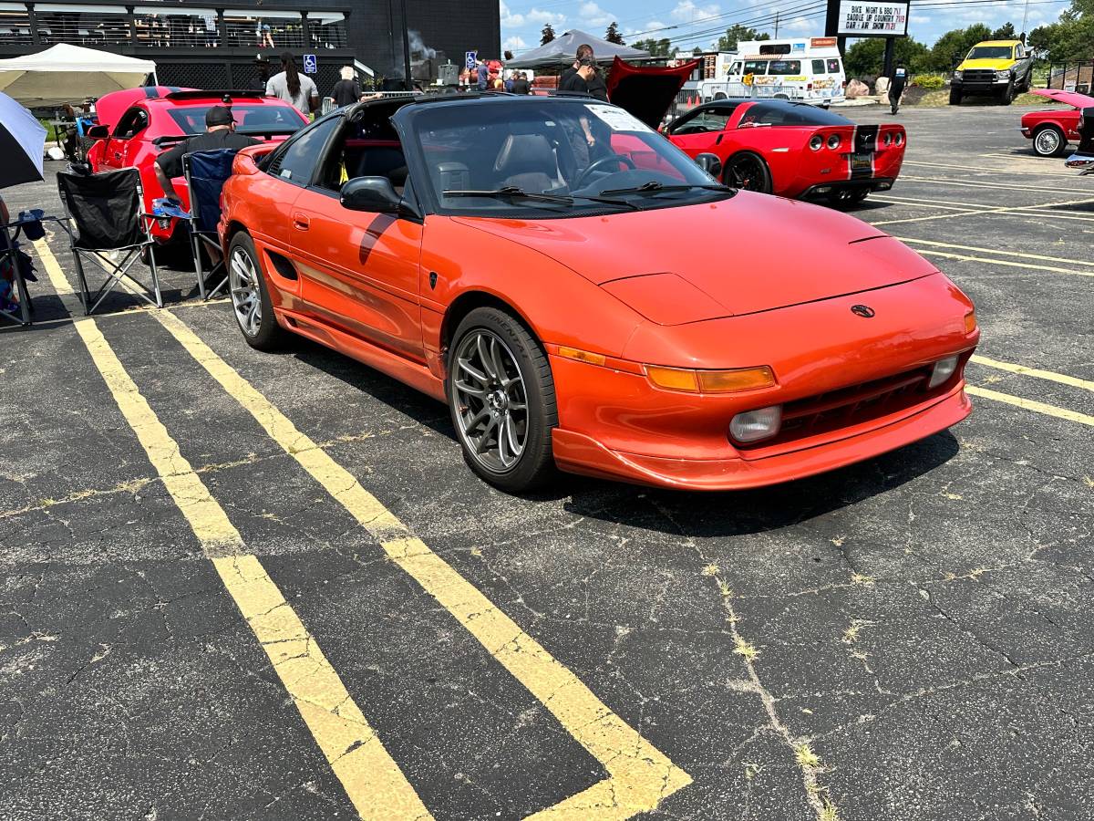 Toyota-mr2-turbo-1991-orange-1