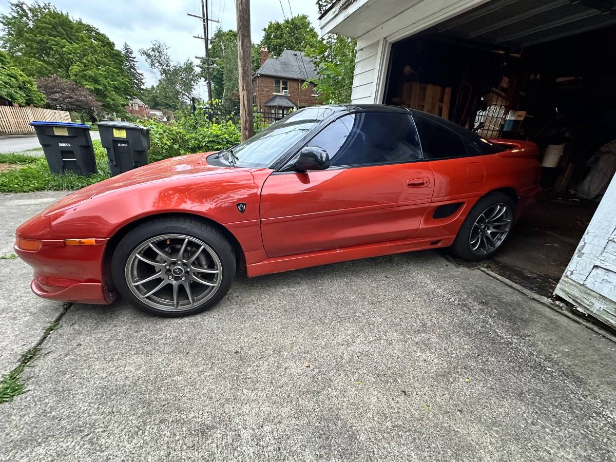 Toyota-mr2-turbo-1991-orange-6