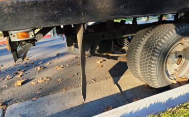 Toyota-pick-up-1988-white-6