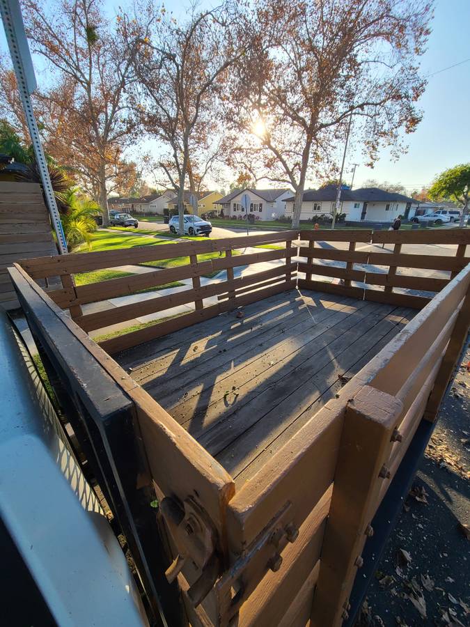 Toyota-pick-up-1988-white-8