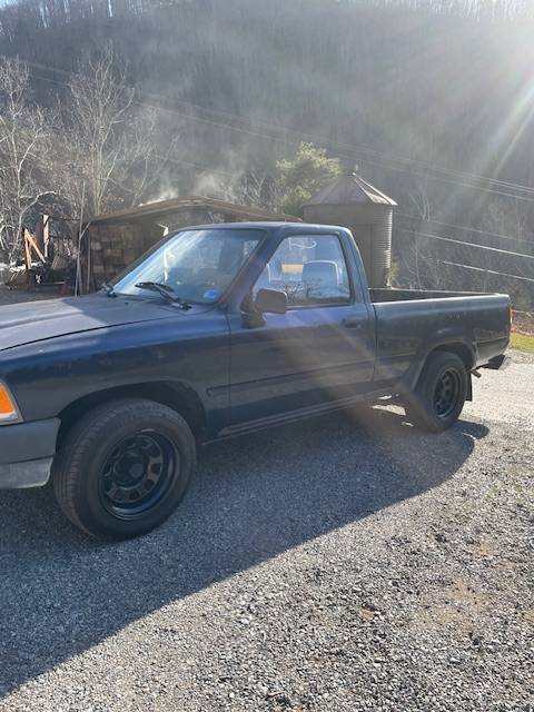 Toyota-pick-up-1993-blue-2