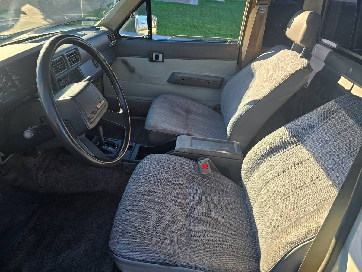 Toyota-pick-up-s-r-5-1984-3