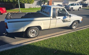 Toyota-pick-up-s-r-5-1984-7