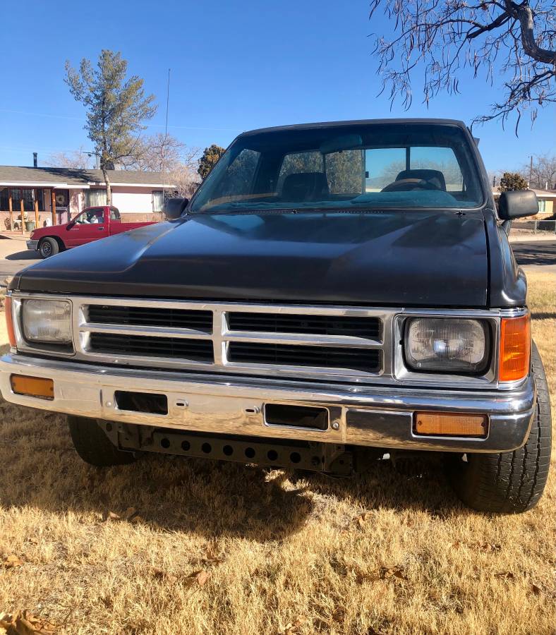Toyota-pick-up-std-1988-black-1