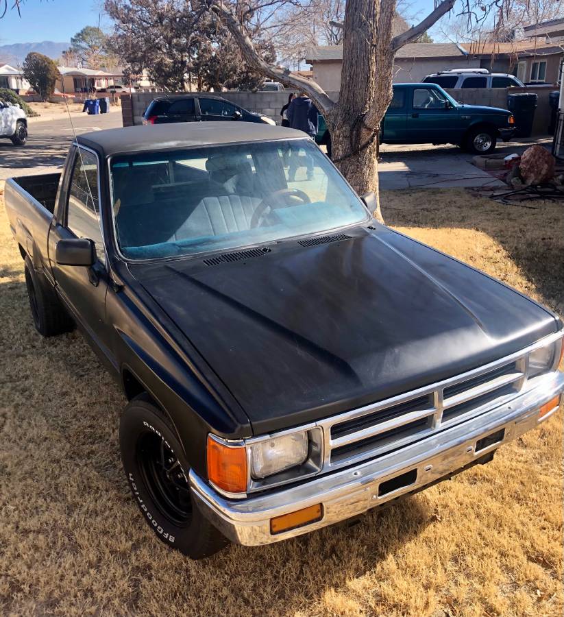 Toyota-pick-up-std-1988-black-10