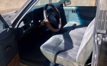 Toyota-pick-up-std-1988-black-16