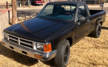 Toyota-pick-up-std-1988-black