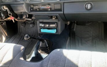 Toyota-pick-up-std-1988-black-5