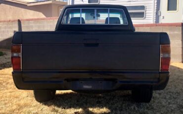 Toyota-pick-up-std-1988-black-8