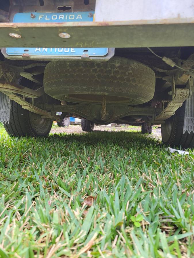 Toyota-pickup-1976-12