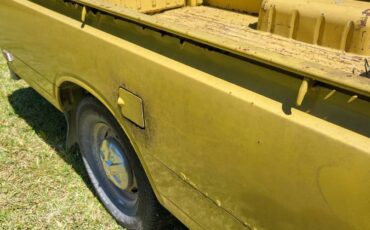 Toyota-pickup-1976-3