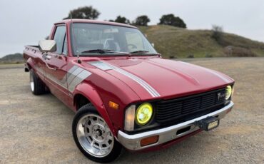 Toyota-pickup-1983-10