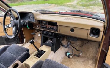 Toyota-pickup-1983-14