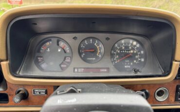 Toyota-pickup-1983-16