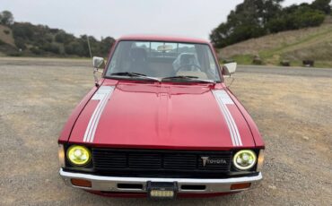 Toyota-pickup-1983-22